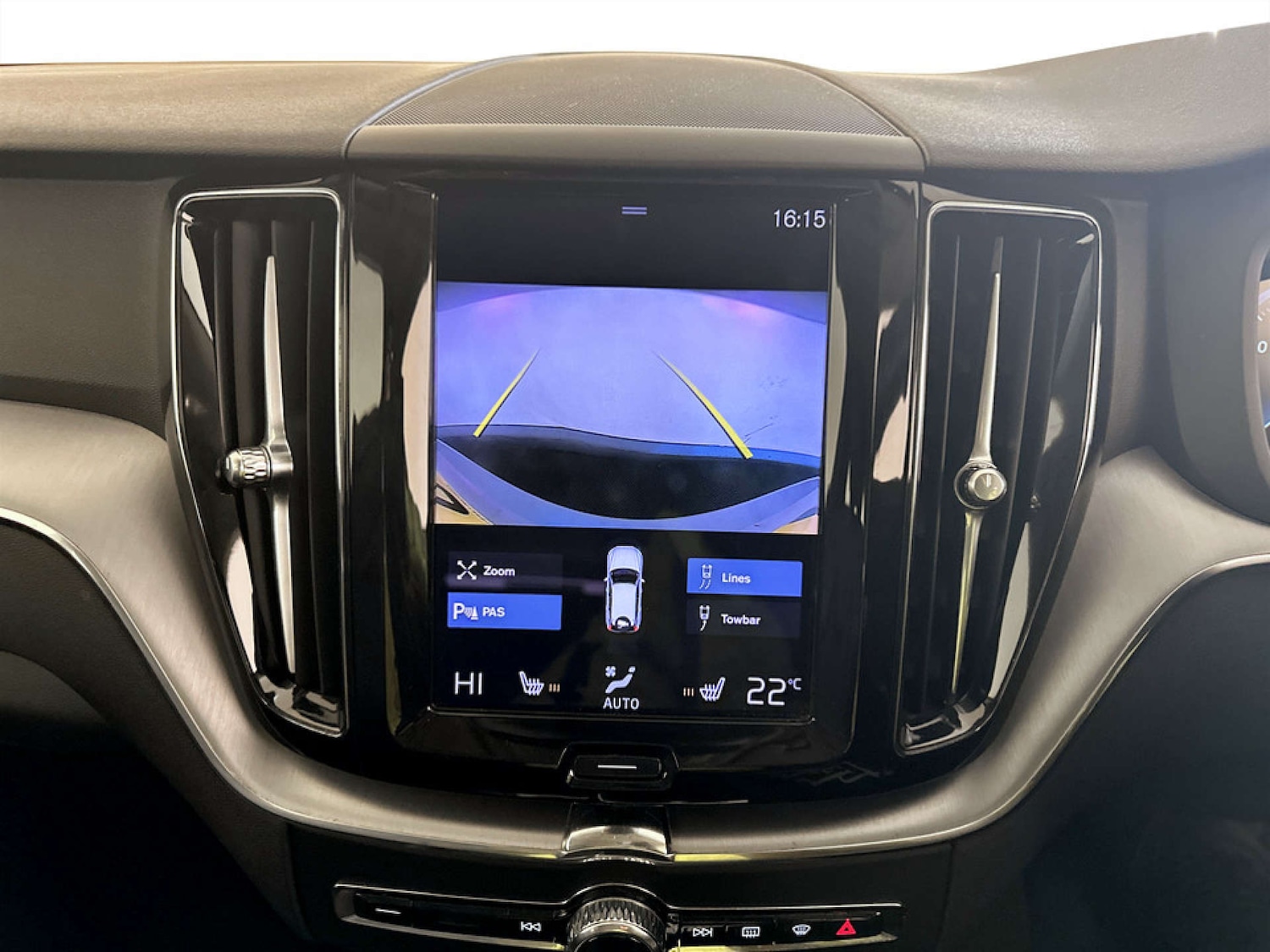 Used Volvo XC60 2020 for sale - 77301733: Photo 20