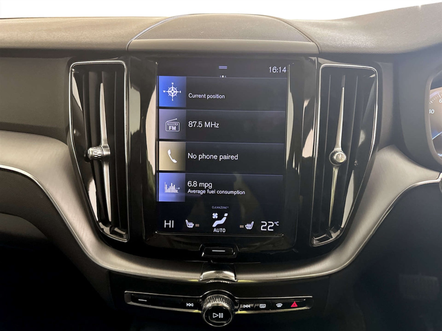 Used Volvo XC60 2020 for sale - 77301733: Photo 22