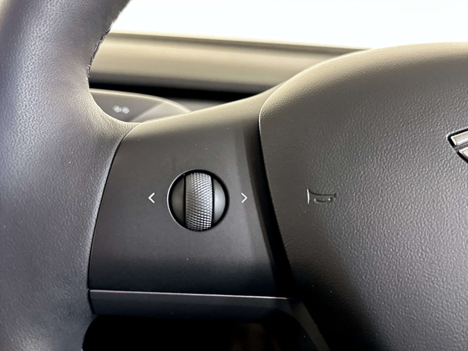 Used Tesla Model 3 2021 for sale - 77494122: Photo 17