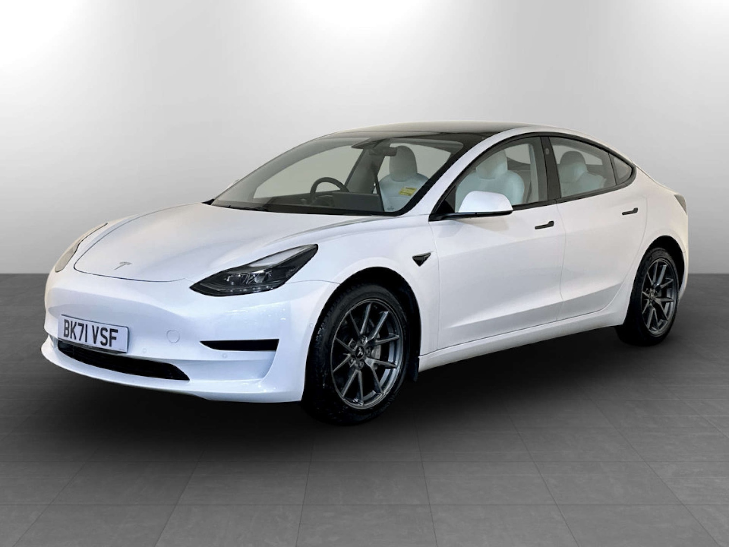 Used Tesla Model 3 2021 for sale - 77494122: Photo 6