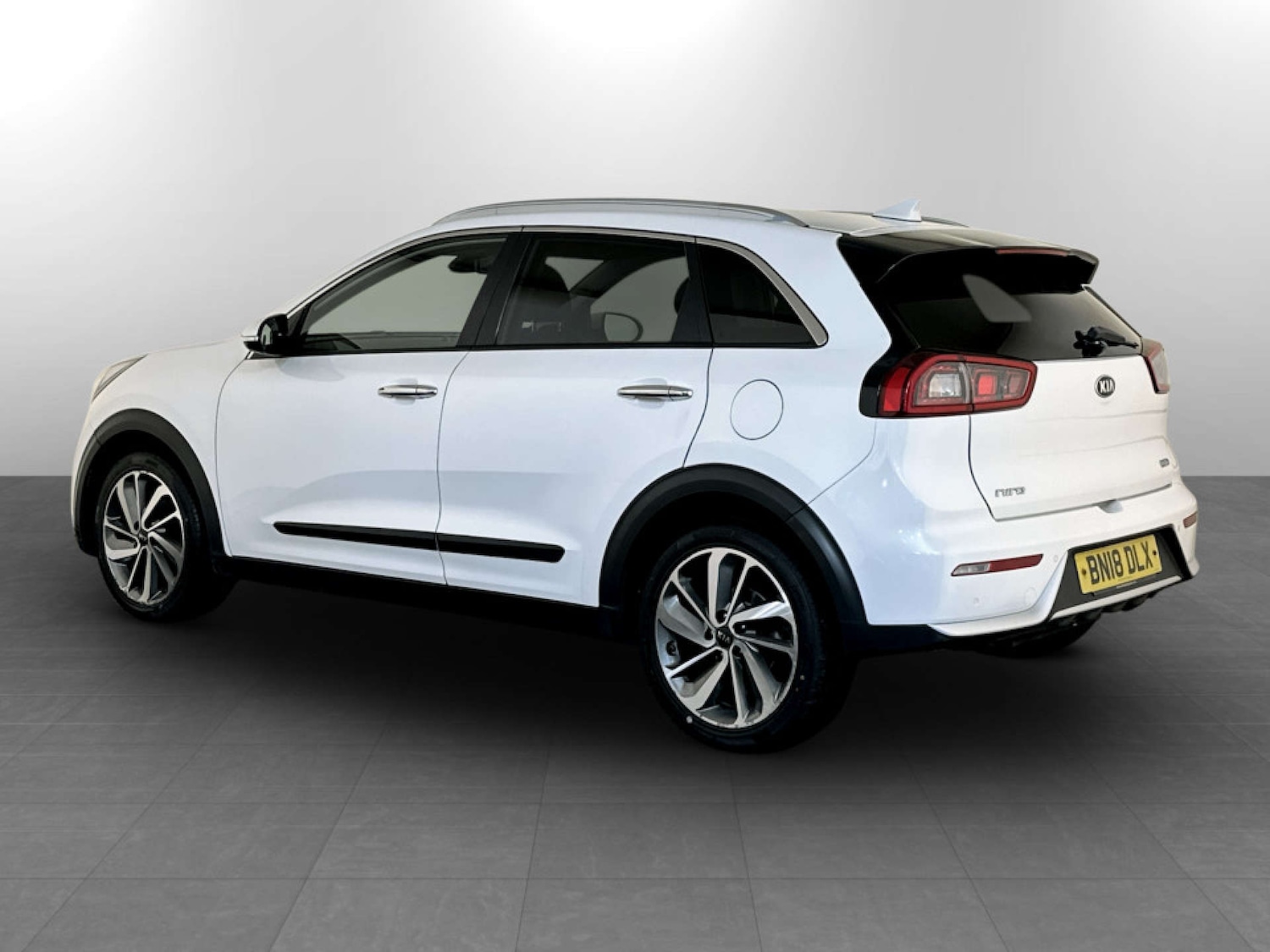 Used Kia Niro 2018 for sale - 77355553: Photo 8