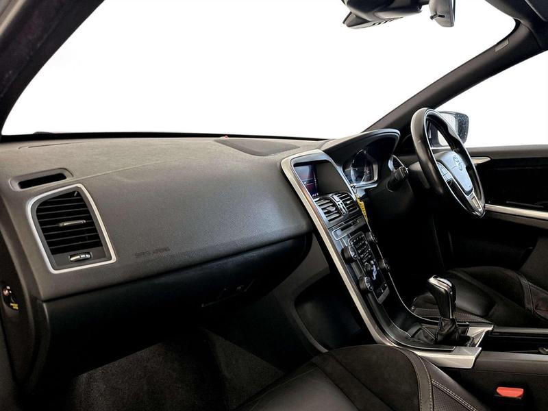 Used Volvo XC60 2017 for sale - 77048093: Photo 12