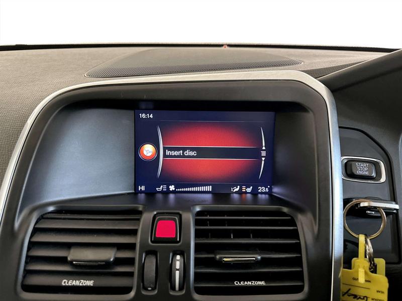 Used Volvo XC60 2017 for sale - 77048093: Photo 22