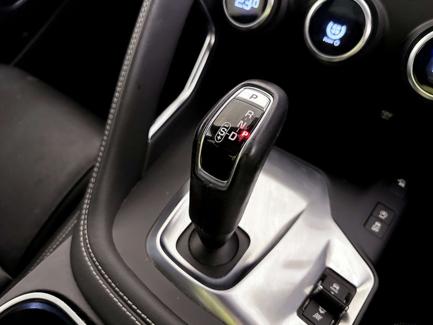 Used Jaguar E-Pace 2019 for sale - 77251456: Photo 25