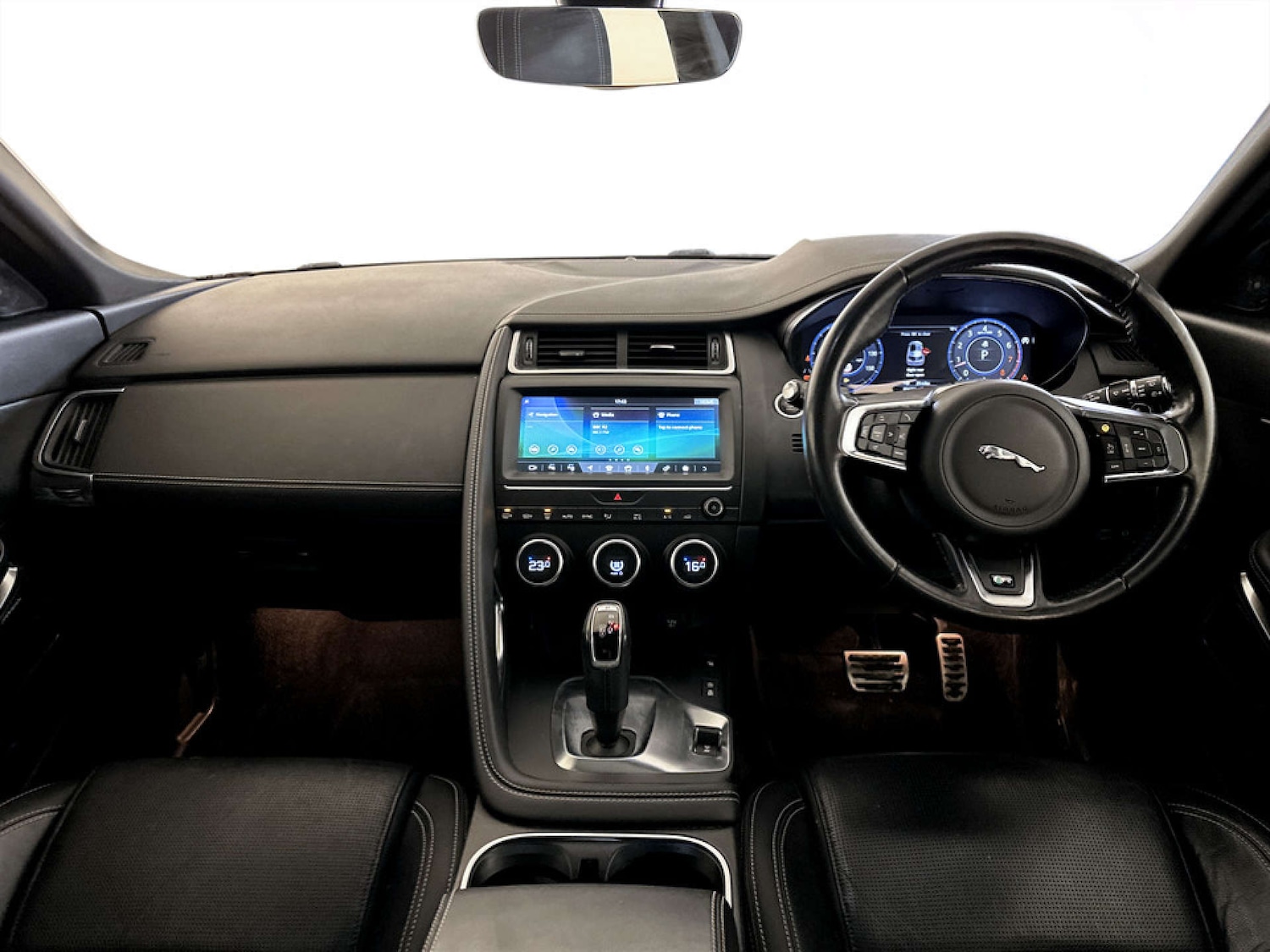 Used Jaguar E-Pace 2019 for sale - 77251456: Photo 3