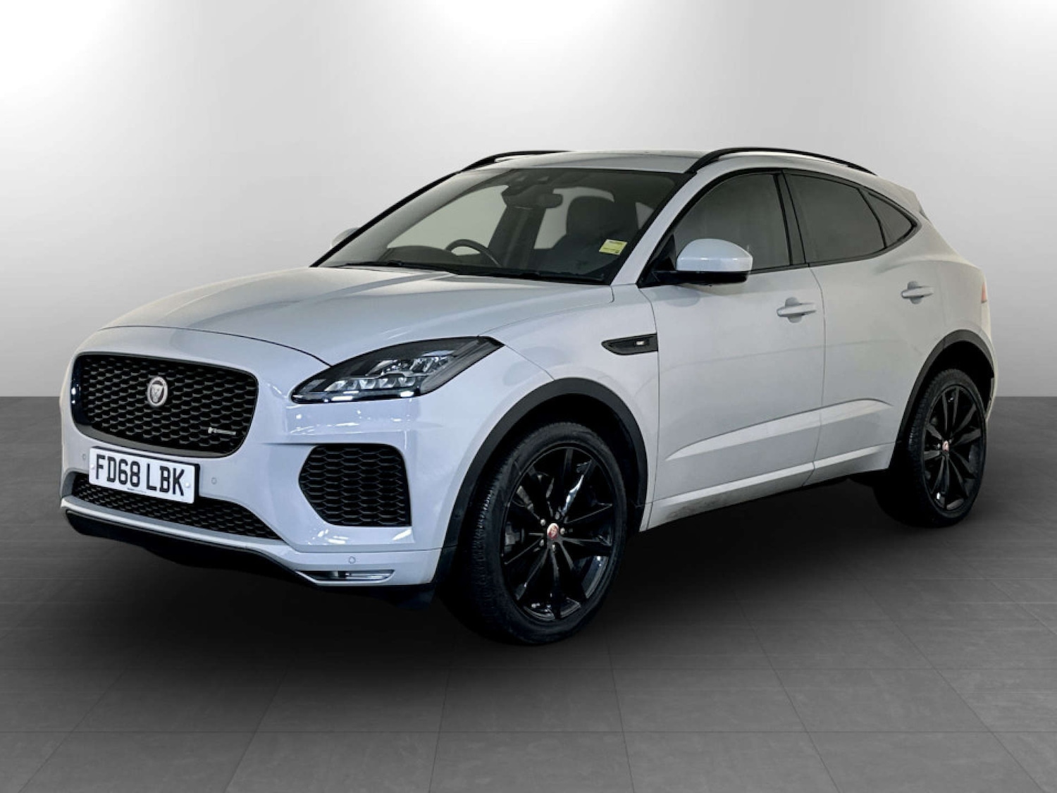 Used Jaguar E-Pace 2019 for sale - 77251456: Photo 6