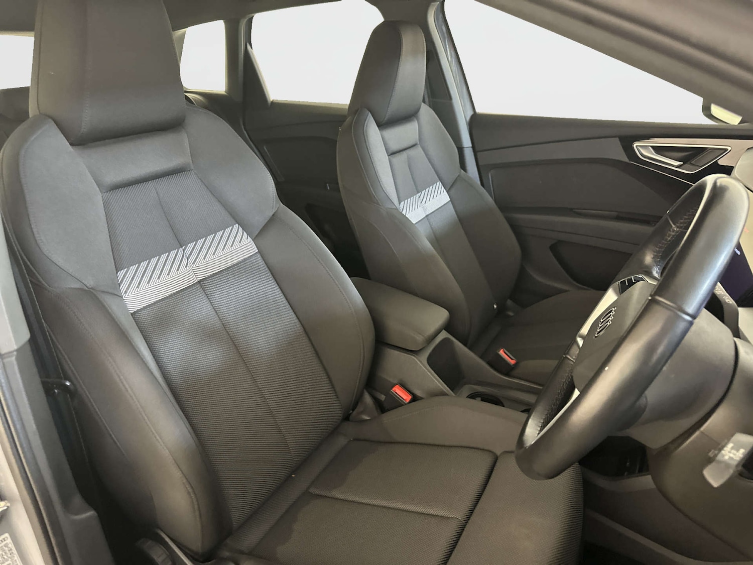 Used Audi Q4 e-tron 2023 for sale - 78083407: Photo 13