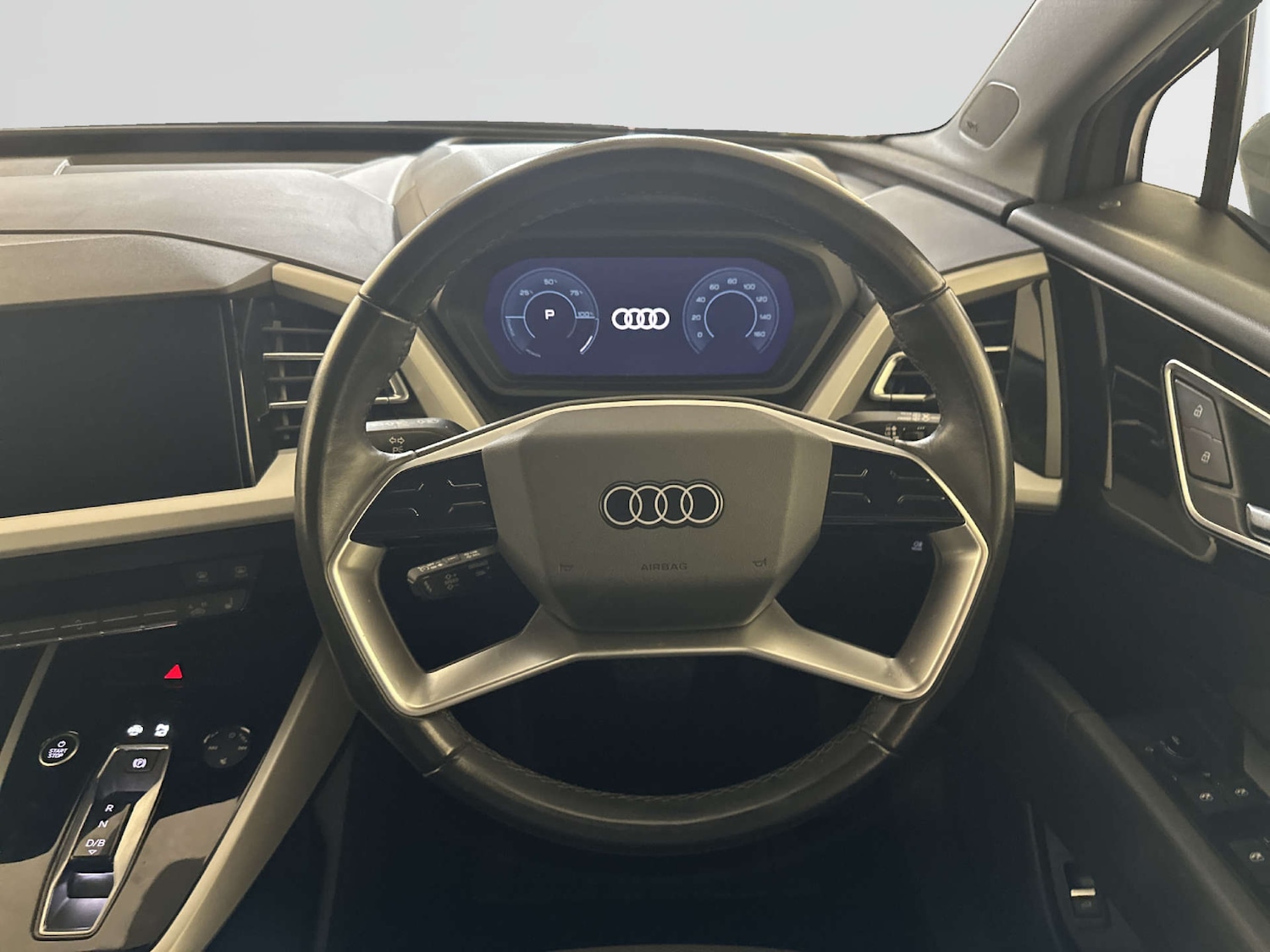 Used Audi Q4 e-tron 2023 for sale - 78083407: Photo 15