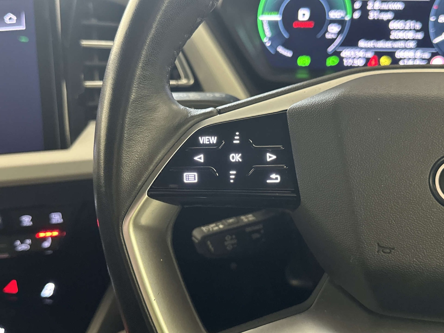 Used Audi Q4 e-tron 2023 for sale - 78083407: Photo 16