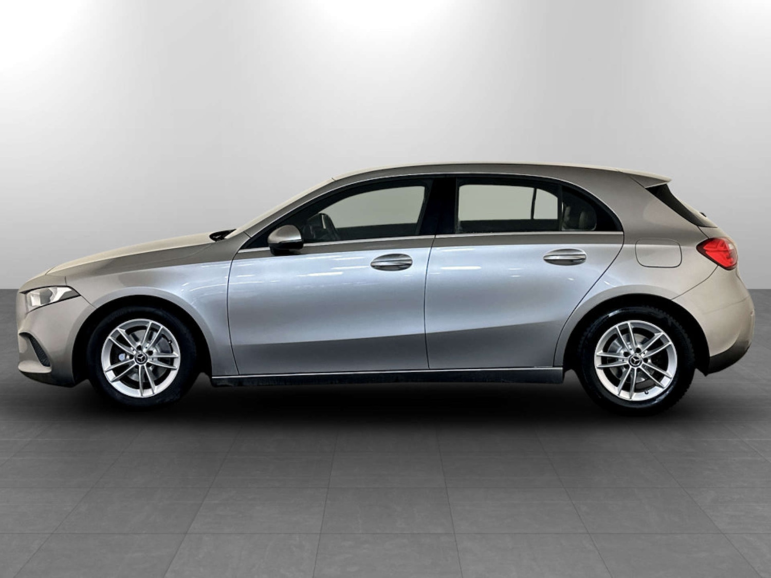 Used Mercedes-Benz A-Class 2020 for sale - 77326074: Photo 7