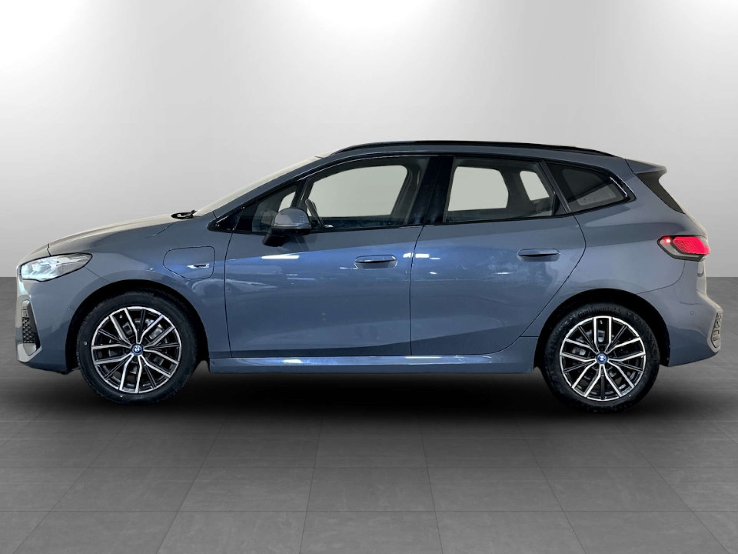 Used BMW 2 Series 2023 for sale - 77547678: Photo 7