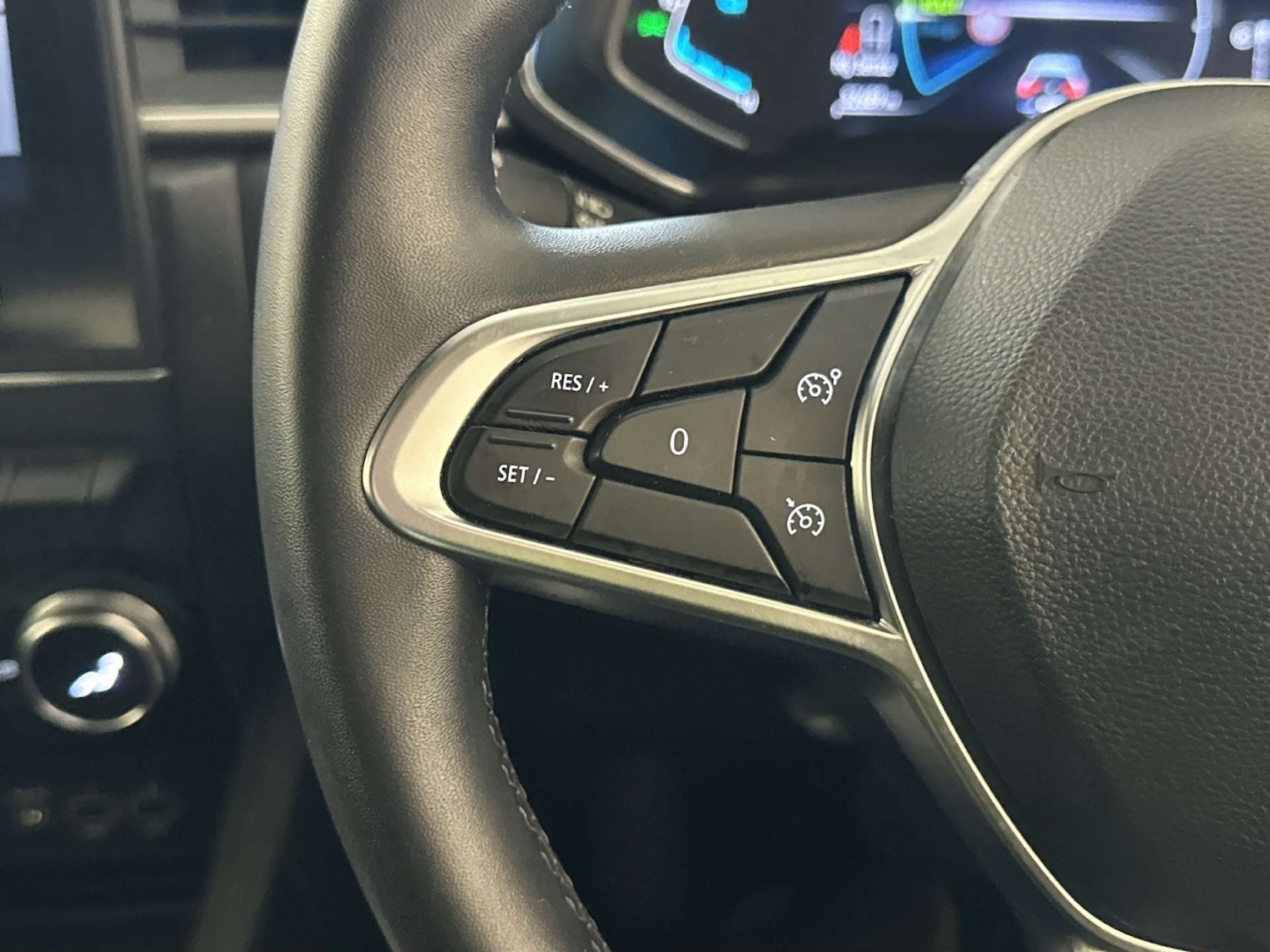 Used Renault Captur 2022 for sale - 77964892: Photo 17