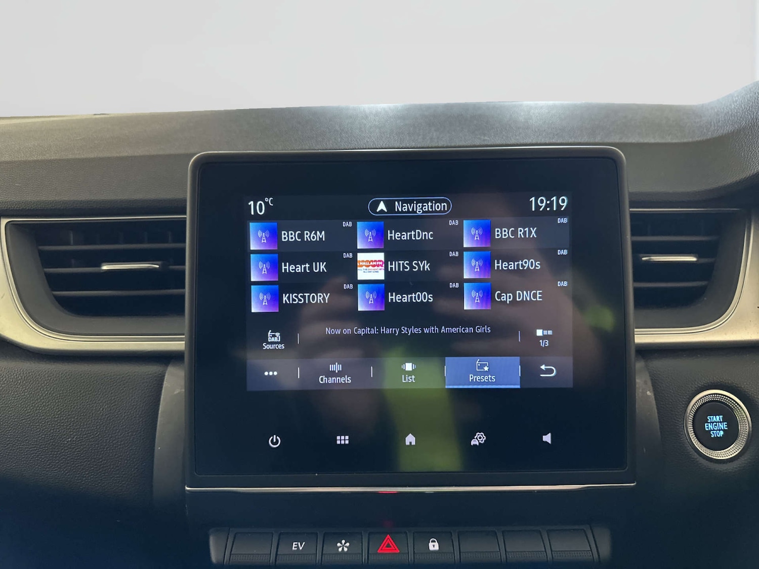 Used Renault Captur 2022 for sale - 77964892: Photo 24