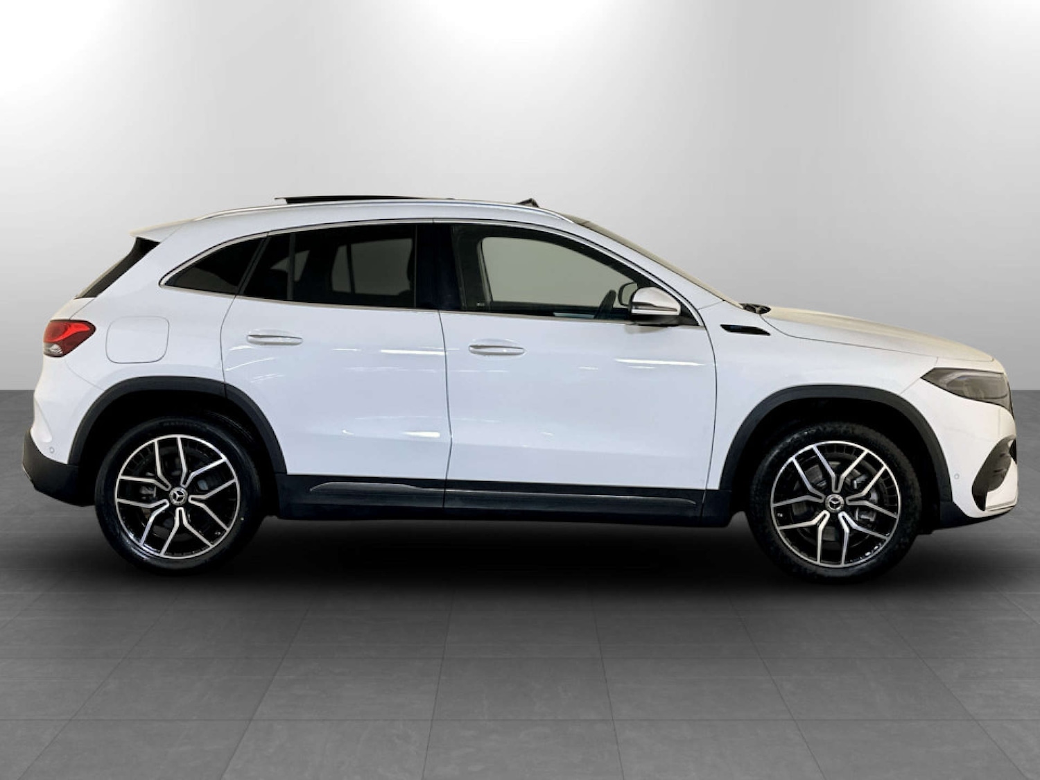 Used Mercedes-Benz EQA 2022 for sale - 77185187: Photo 11