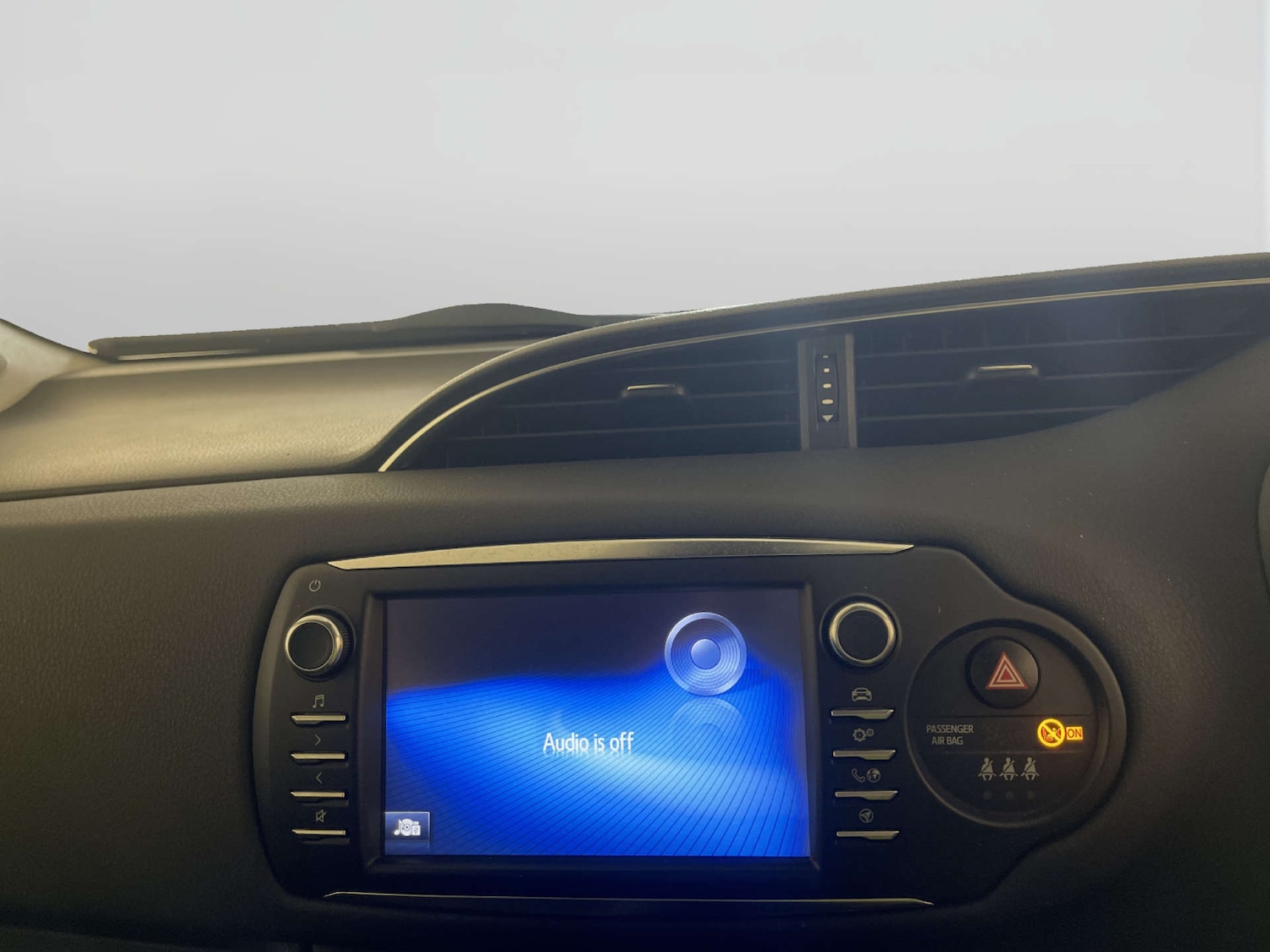 Used Toyota Yaris 2019 for sale - 78032015: Photo 20