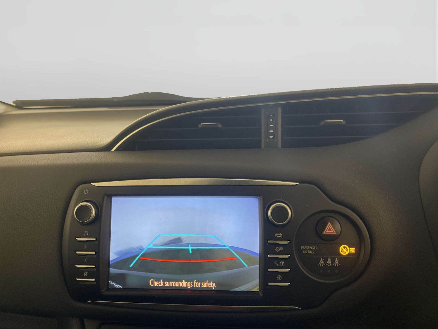 Used Toyota Yaris 2019 for sale - 78032015: Photo 22