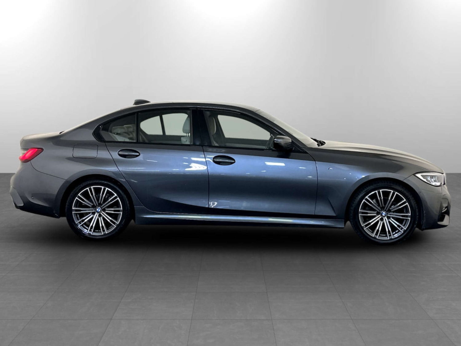 Used BMW 3 Series 2021 for sale - 77185162: Photo 11