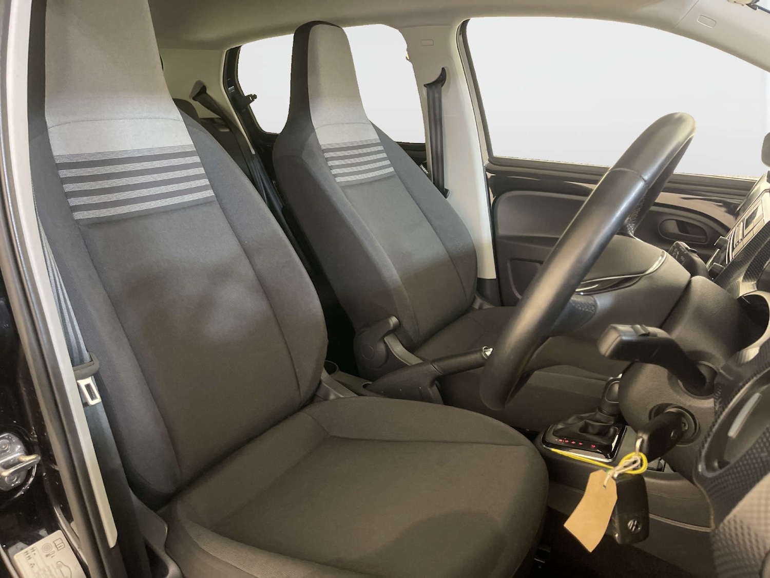 Used Volkswagen up! 2022 for sale - 78016548: Photo 13