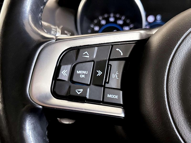 Used Jaguar F-Pace 2017 for sale - 77025799: Photo 18