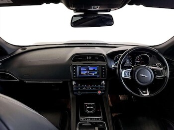 Used Jaguar F-Pace 2017 for sale - 77025799: Photo