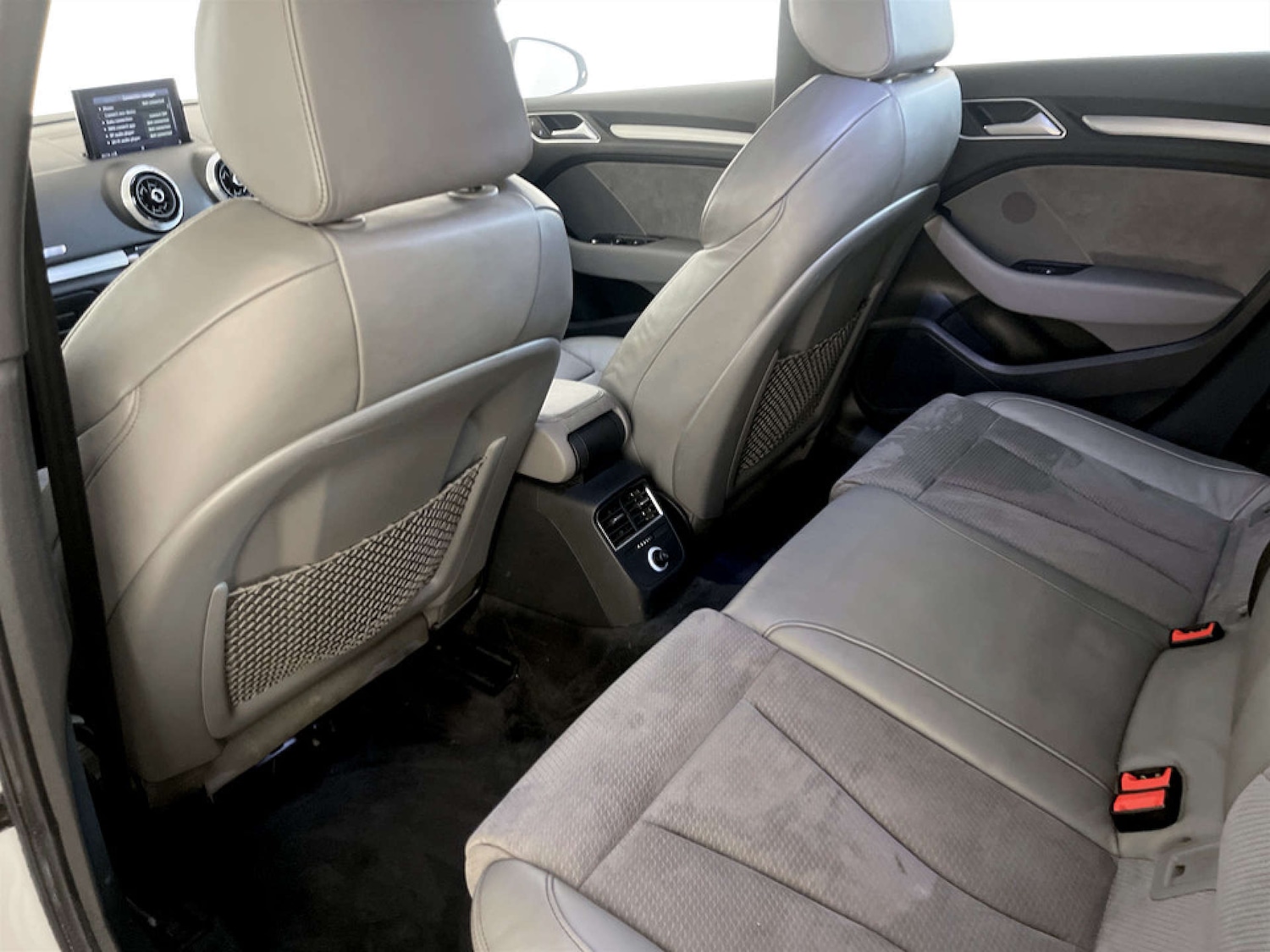 Used Audi A3 2017 for sale - 77185114: Photo 14