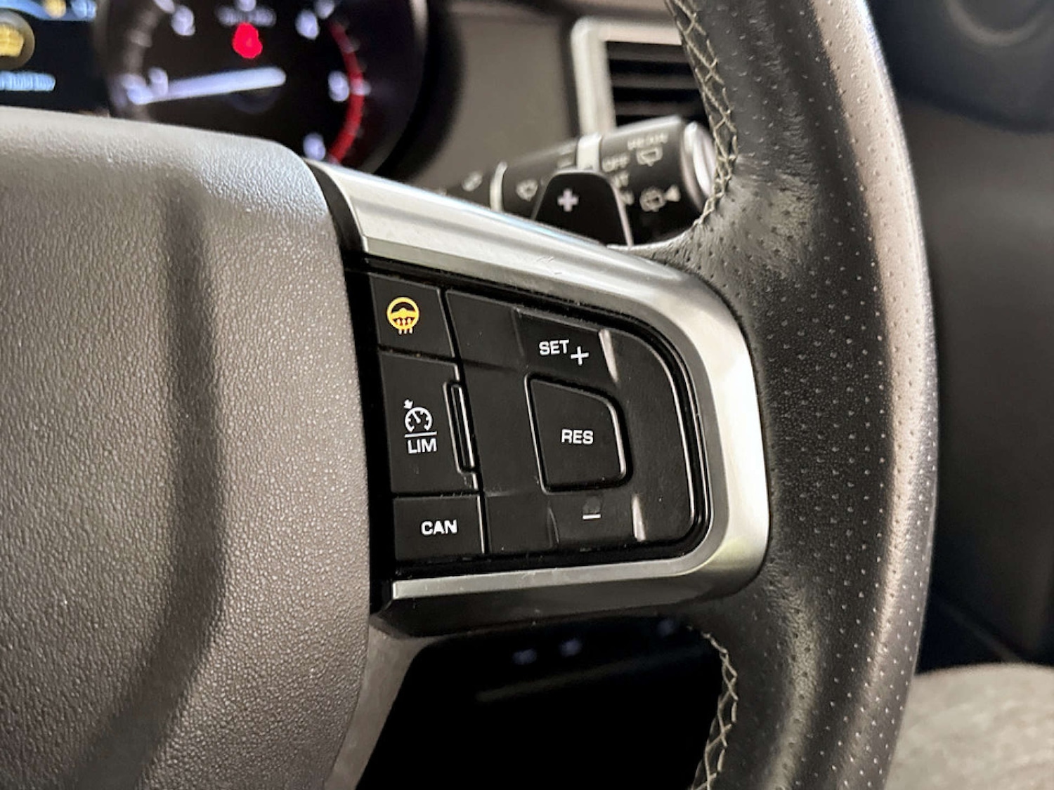 Used Land Rover Discovery Sport 2018 for sale - 77185028: Photo 21