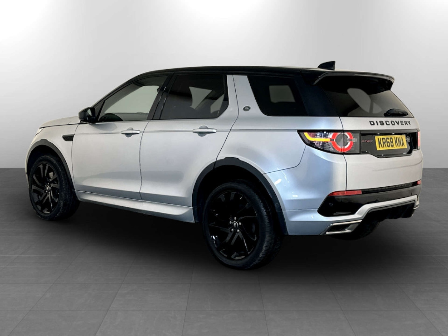 Used Land Rover Discovery Sport 2018 for sale - 77185028: Photo 8