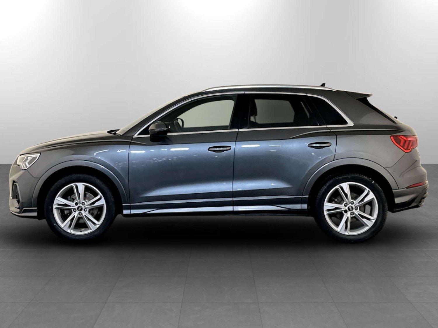 Used Audi Q3 2021 for sale - 77676614: Photo 7