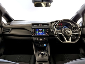 Used Nissan Leaf 2021 for sale - 77681230: Photo