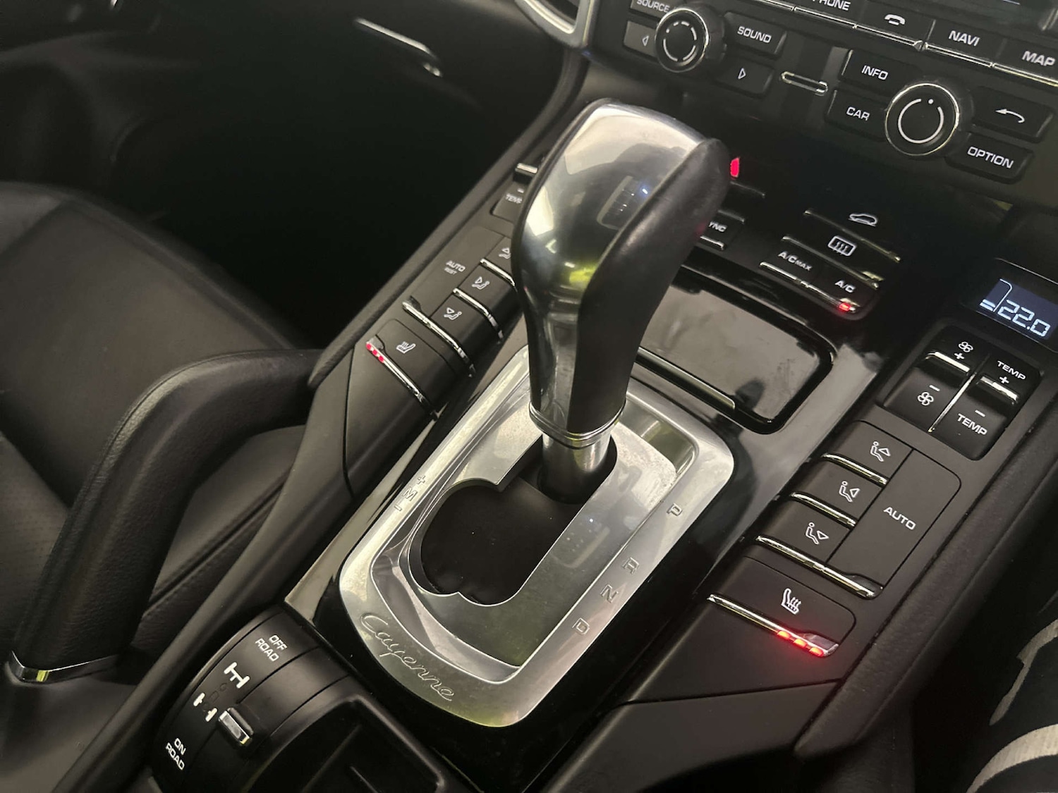 Used Porsche Cayenne 2016 for sale - 78031032: Photo 27