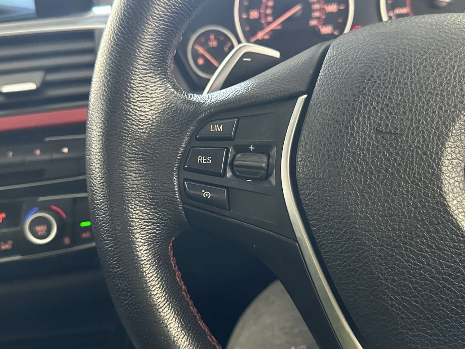 Used BMW 3 Series 2018 for sale - 78094477: Photo 17