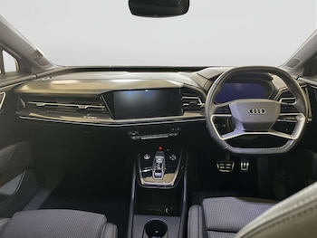 Used Audi Q4 e-tron 2023 for sale - 78249852: Photo