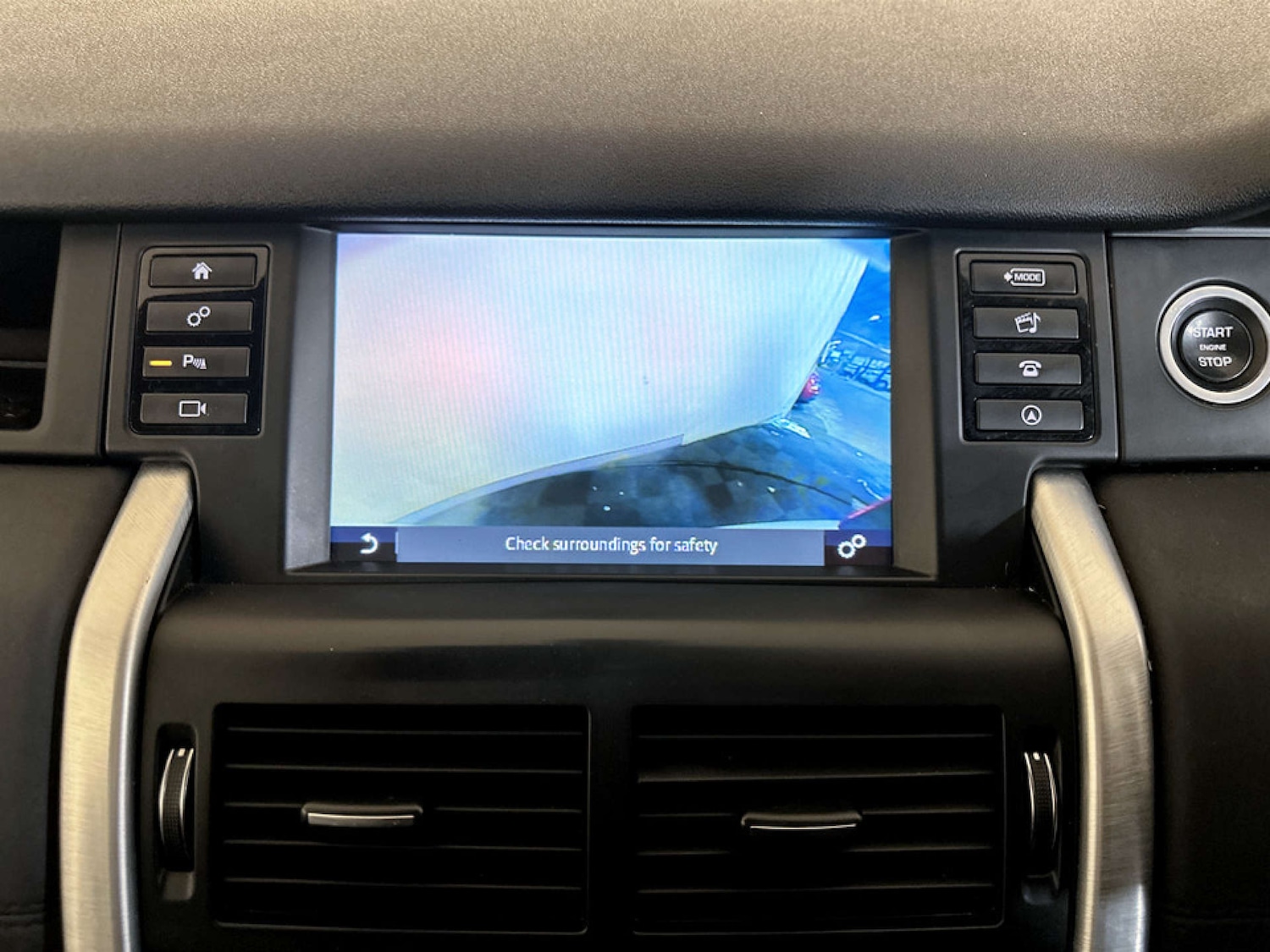 Used Land Rover Discovery Sport 2018 for sale - 77364218: Photo 25