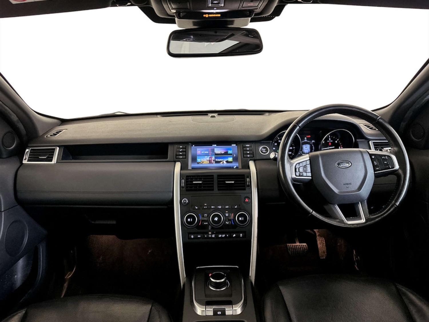 Used Land Rover Discovery Sport 2018 for sale - 77364218: Photo 3