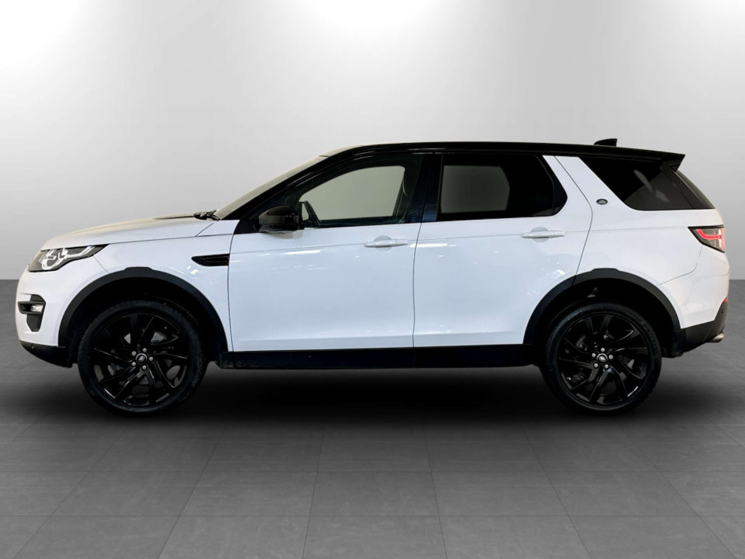 Used Land Rover Discovery Sport 2018 for sale - 77364218: Photo 7
