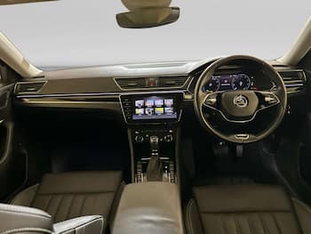 Used Skoda Superb 2023 for sale - 79844752: Photo