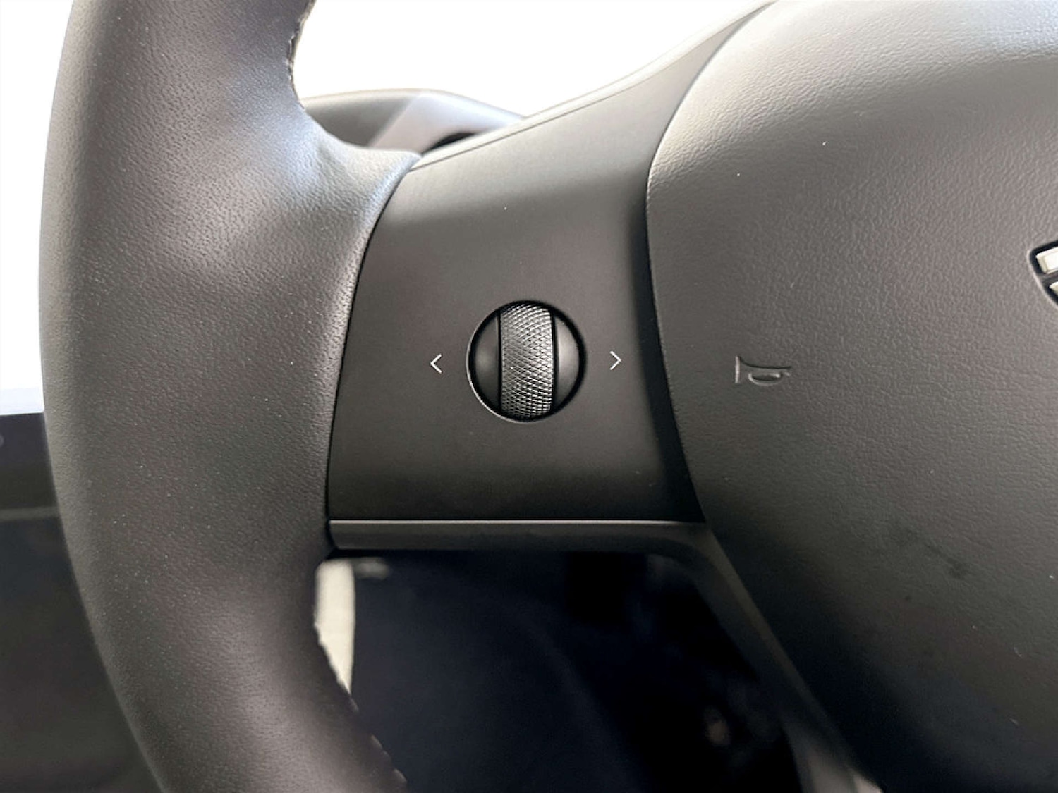 Used Tesla Model Y 2022 for sale - 77591979: Photo 16