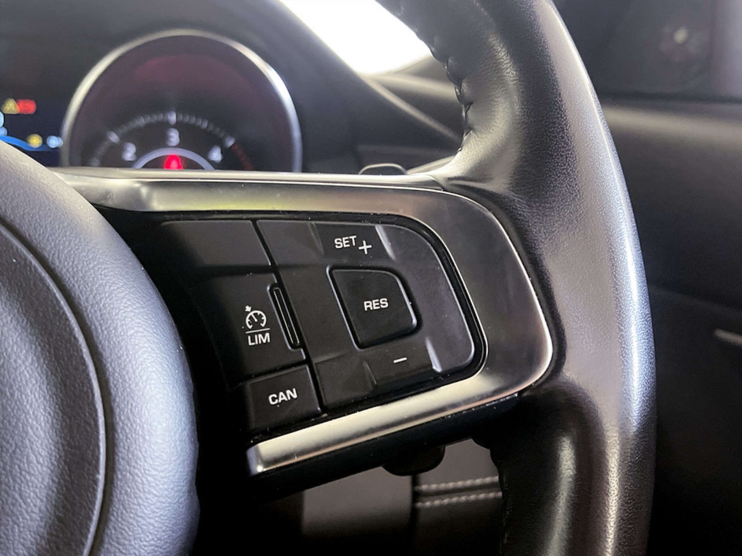 Used Jaguar E-Pace 2019 for sale - 77185016: Photo 20