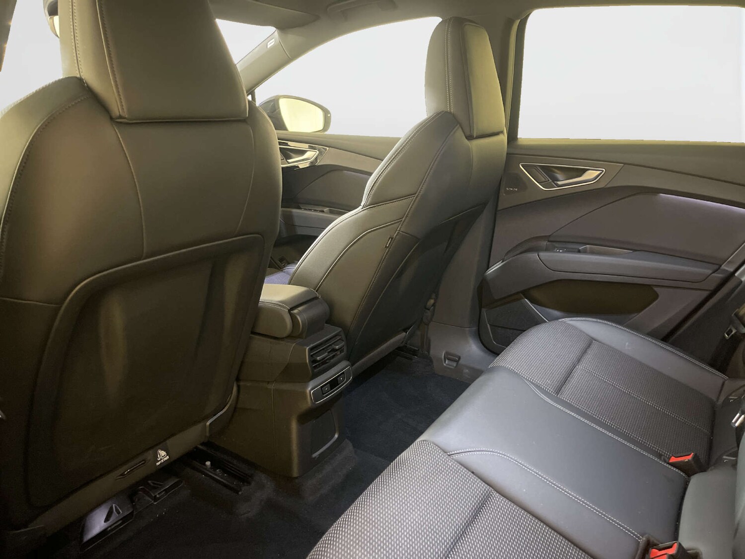 Used Audi Q4 e-tron 2022 for sale - 77934072: Photo 14