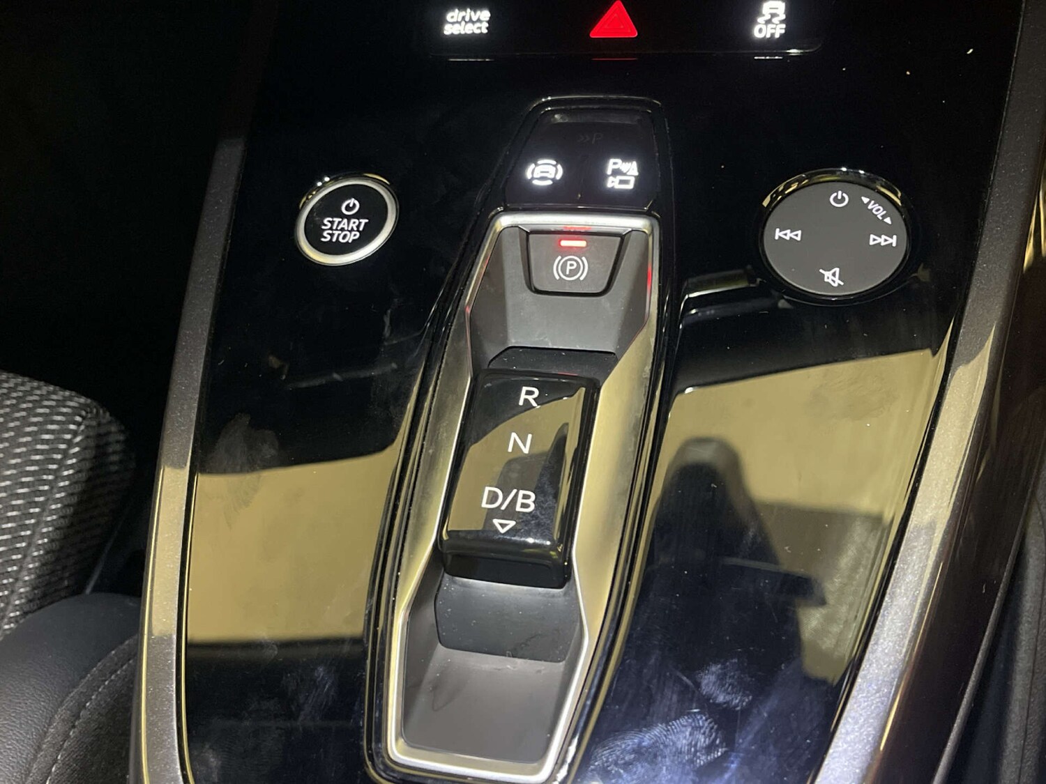 Used Audi Q4 e-tron 2022 for sale - 77934072: Photo 25