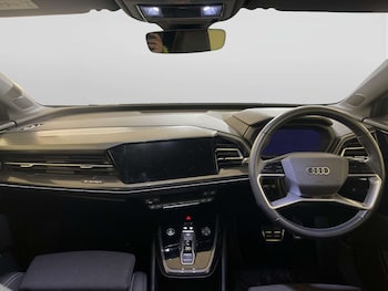 Used Audi Q4 e-tron 2022 for sale - 77934072: Photo
