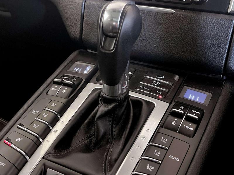 Used Porsche Macan 2018 for sale - 77128138: Photo 30