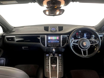 Used Porsche Macan 2018 for sale - 77128138: Photo