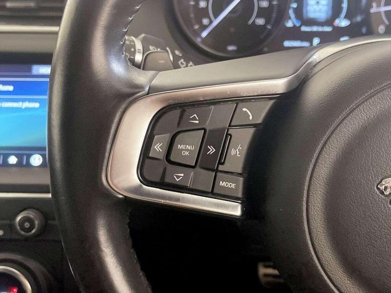 Used Jaguar E-Pace 2019 for sale - 76825925: Photo 16