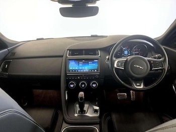 Used Jaguar E-Pace 2019 for sale - 76825925: Photo