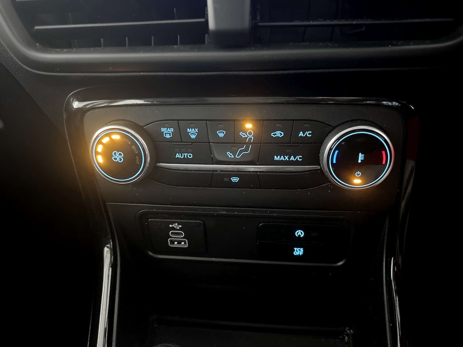 Used Ford Ecosport 2023 for sale - 77762343: Photo 26