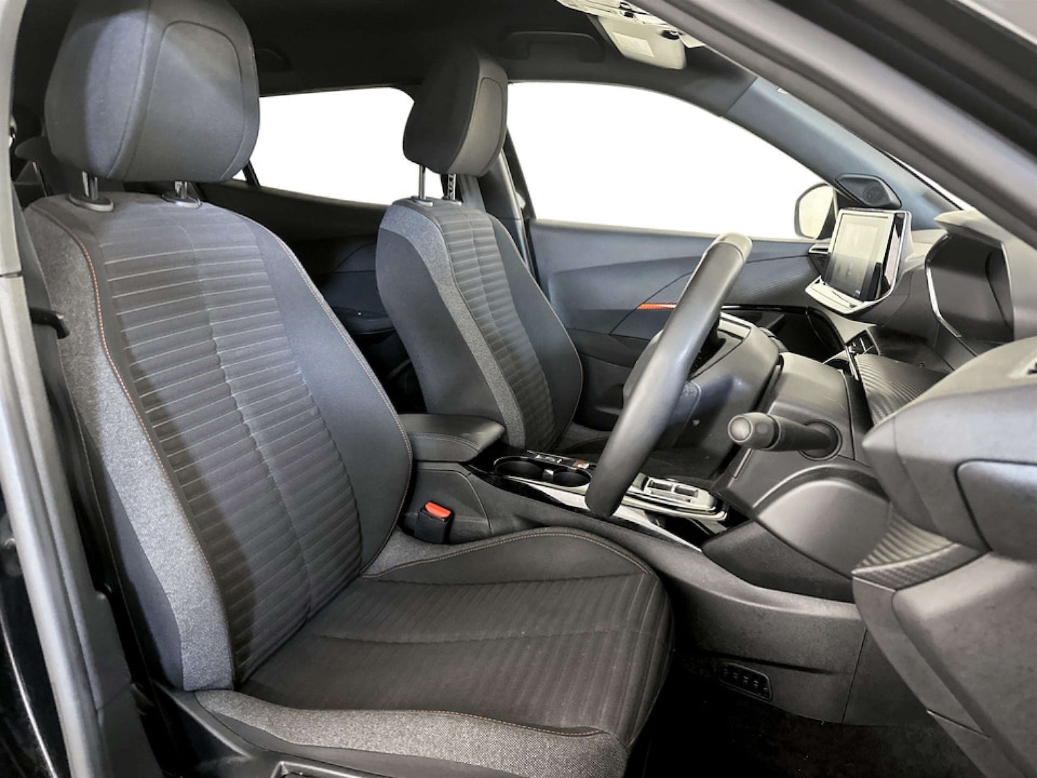 Used Peugeot 2008 2023 for sale - 77380635: Photo 13