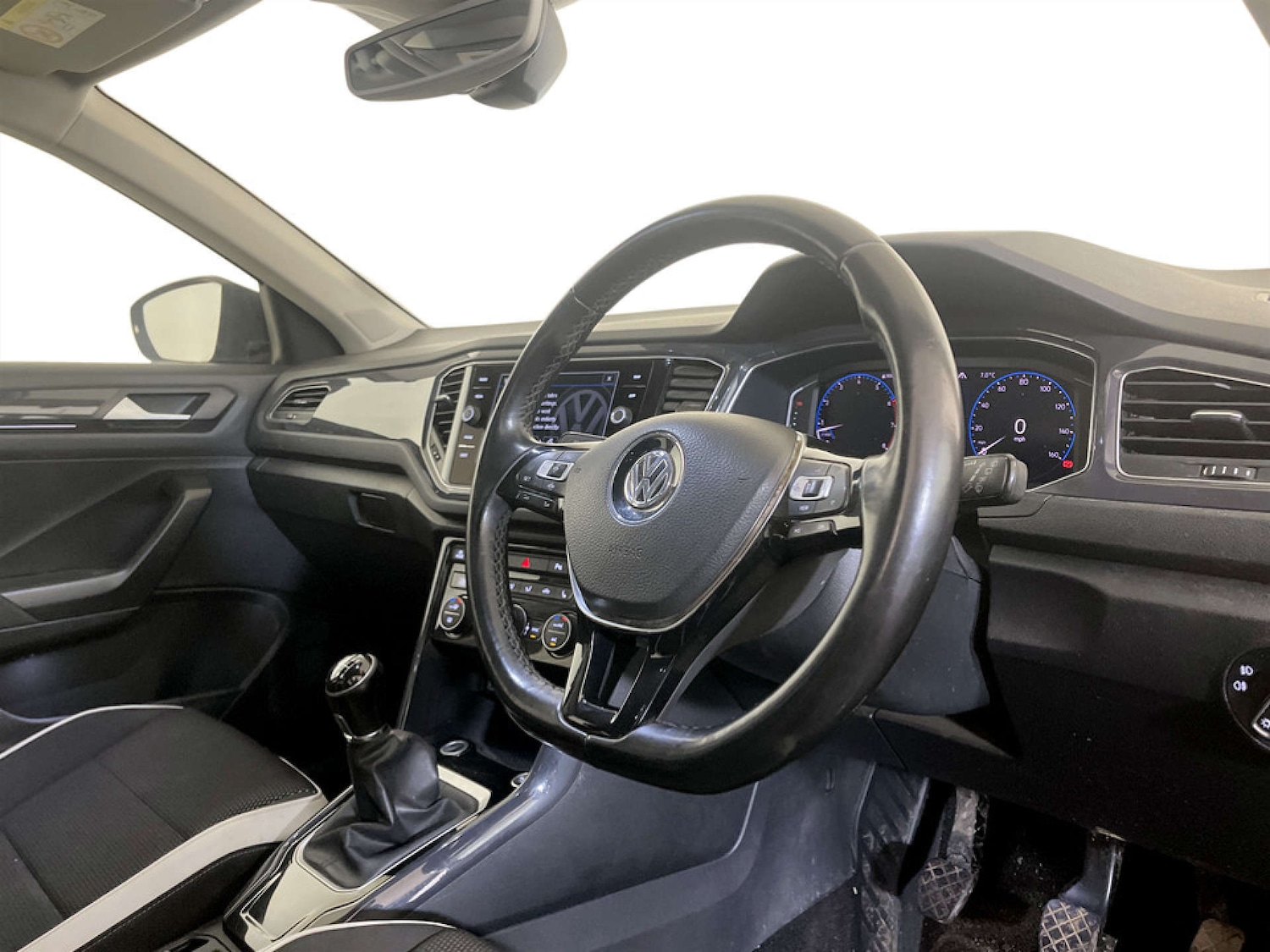 Used Volkswagen T-Roc 2020 for sale - 77227815: Photo 15