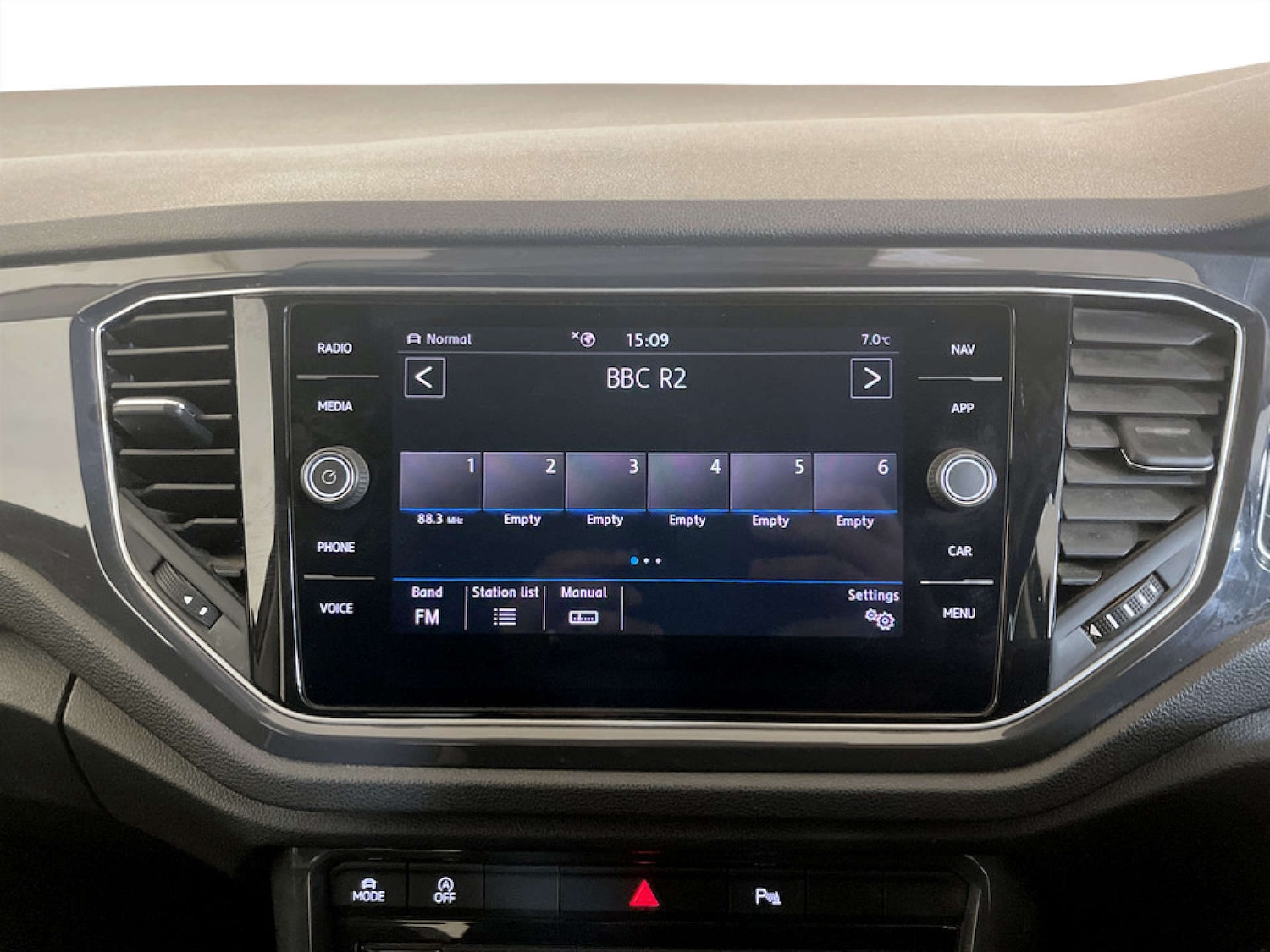 Used Volkswagen T-Roc 2020 for sale - 77227815: Photo 24