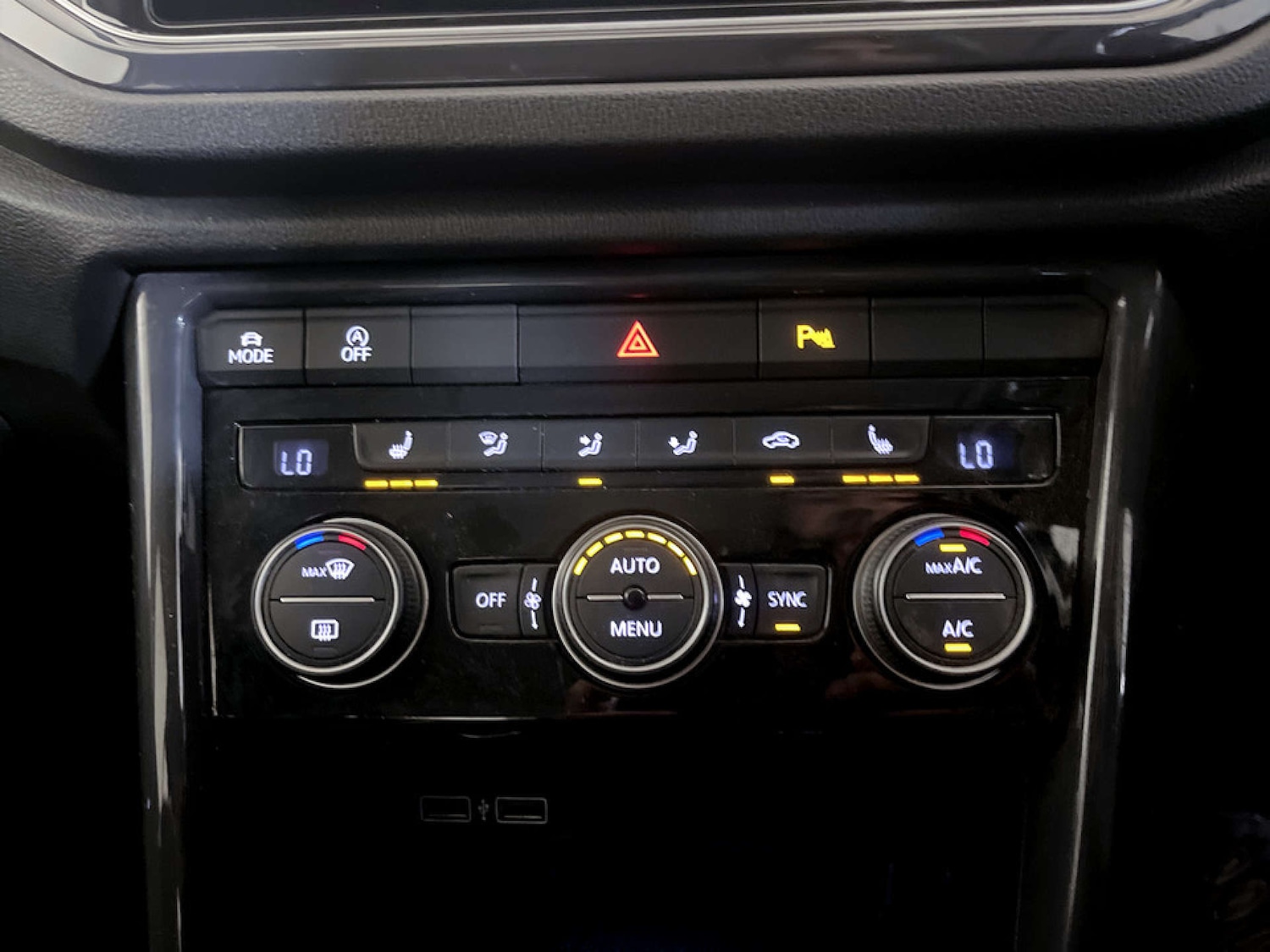 Used Volkswagen T-Roc 2020 for sale - 77227815: Photo 26